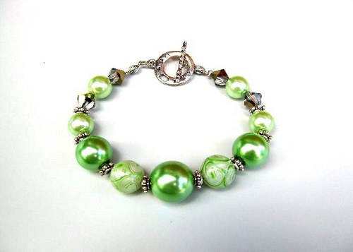 Light green set, náhrdelník, náramek, náušnice — foto 2