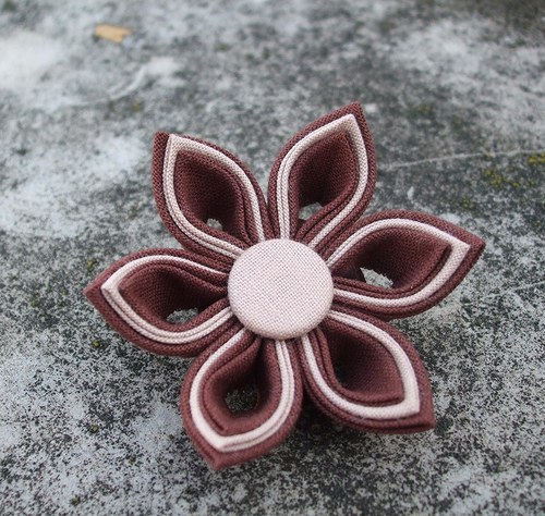 Kanzashi brož — foto 2