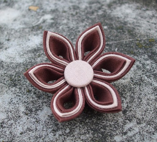 Kanzashi brož — foto 3
