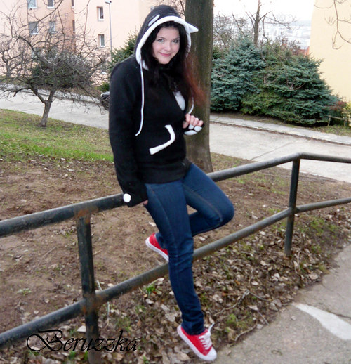 Jsi kočka - mikina s oušky na zip — foto 4