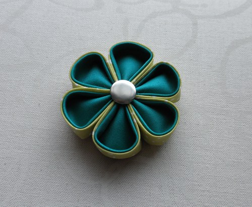 Kanzashi zeleno-zelená — foto 2