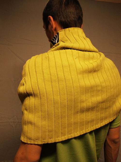 Neck-on se zipem — foto 4