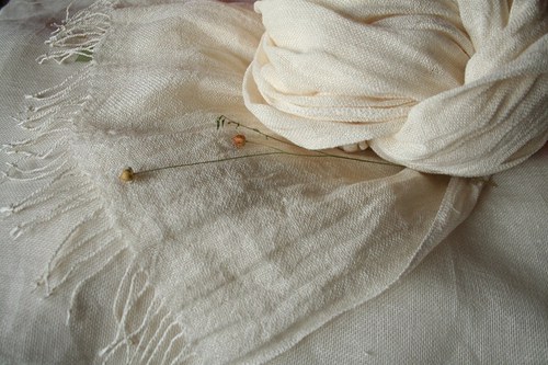 Lněná šála-pléd_slonová kost_2 — foto 3