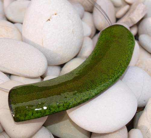 Náhrdelník trubkový intenzívně zelený — foto 2