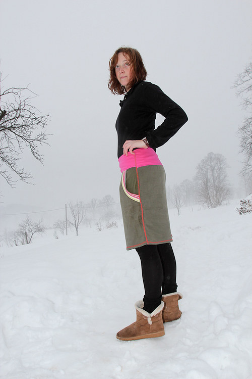 Sukýnka úpletová khaki — foto 3