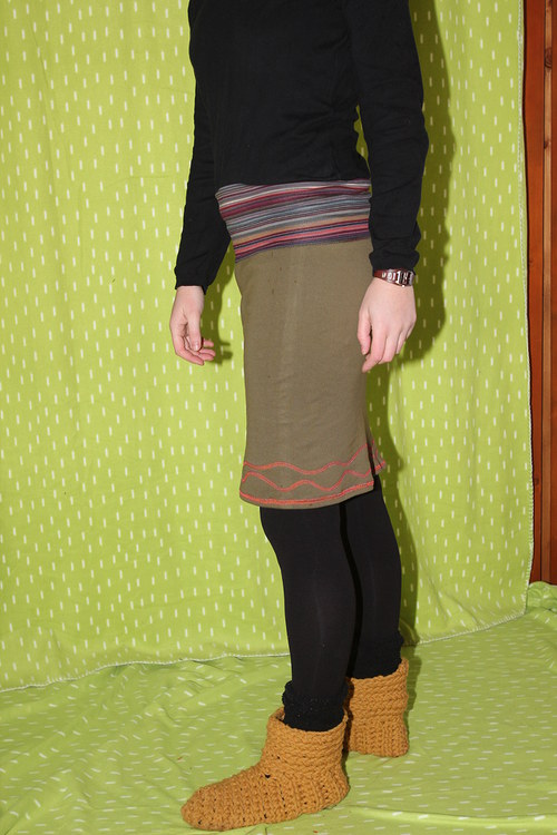 Sukýnka úpletová khaki — foto 3