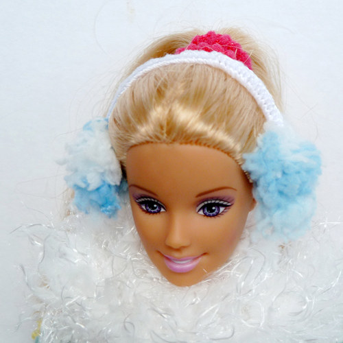Modro-bílé klapky na uši pro Barbie — foto 4