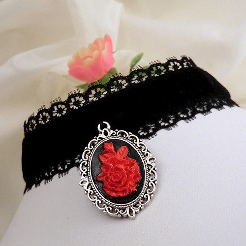 Černá sametka - chocker - Kamejková — foto 3