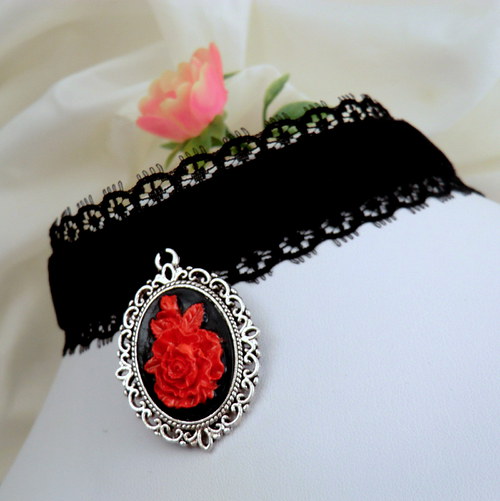 Černá sametka - chocker - Kamejková — foto 4