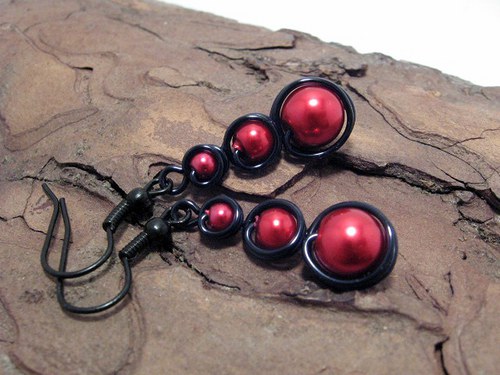 Náušnice - tříkorálkové - červené — foto 2