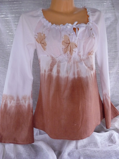 Dám. halenka s výšivkou — foto 3