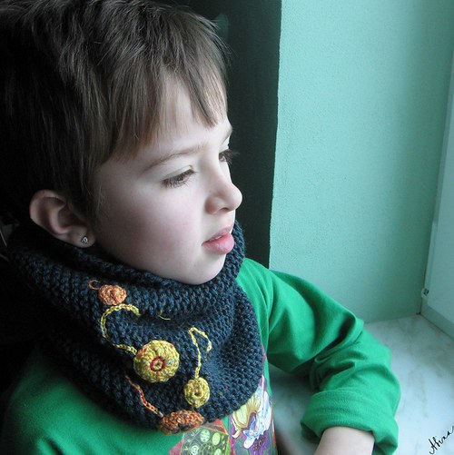 Nákrčník v lahvově zelené — foto 2