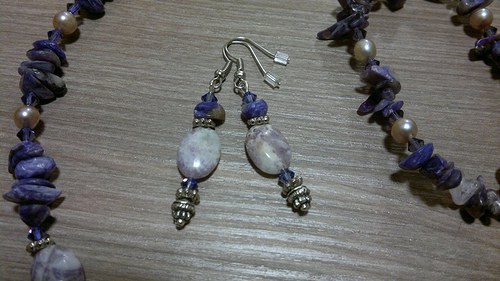Naušnice - čaroit, říční perly a swarovski — foto 2