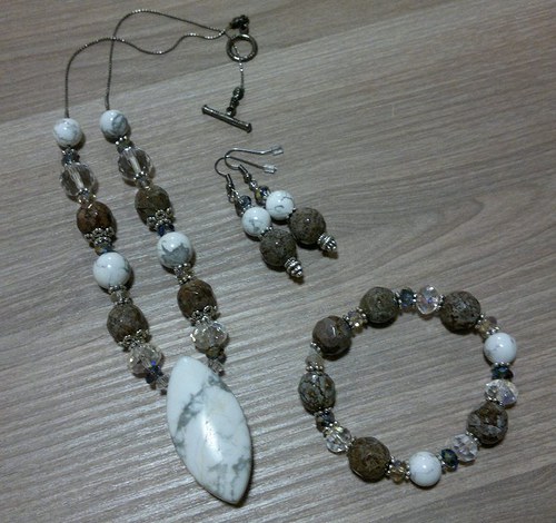 Sada - magnezit/howlit a swarovski — foto 4