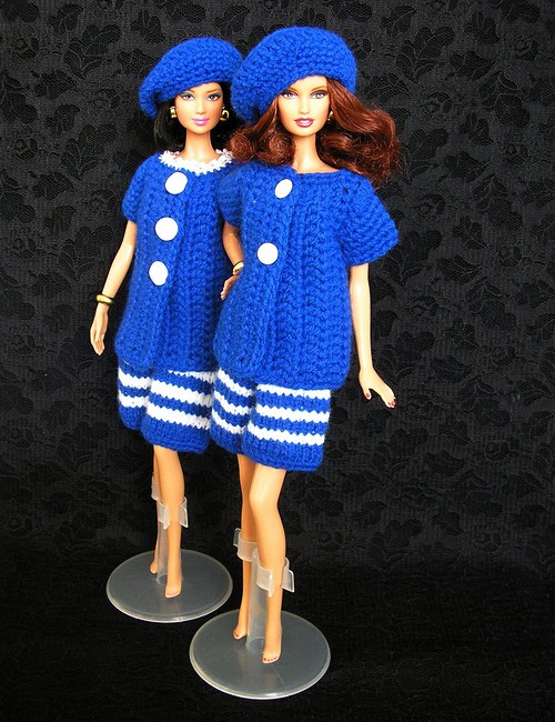 SLEVA Tmavě modrý komplet pro Barbie I. — foto 4