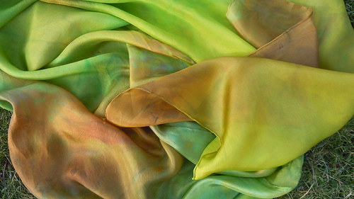 Zelenohnědé hedvábíčko 170x45 — foto 2