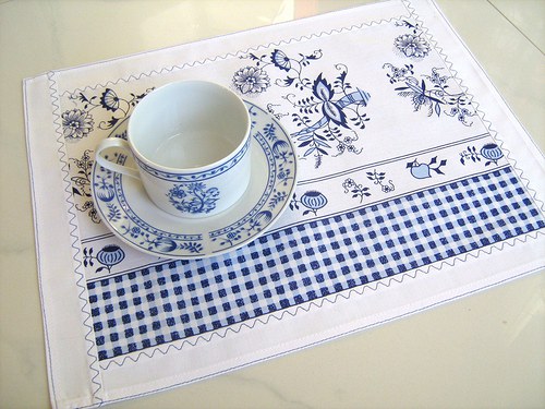 Cibulák - prostírání, — foto 3
