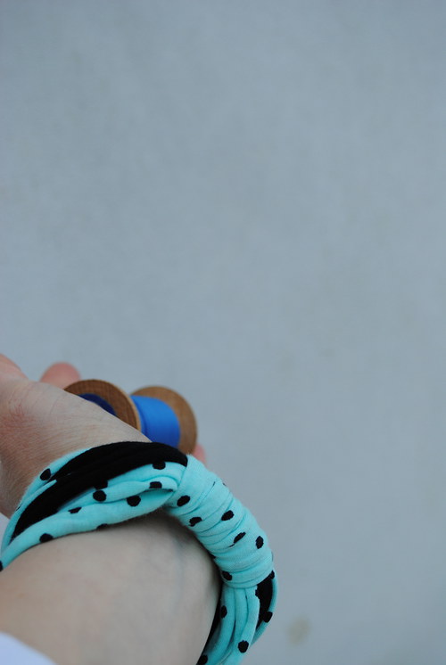 Náramek modro puntíkatý — foto 3