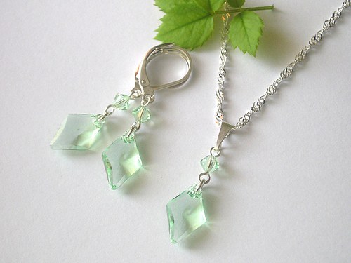 Swarovski sada Rhombus Chrysolite — foto 3