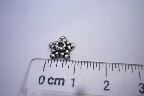 Stříbrné kaplíky 4 ks 10 mm — foto 2