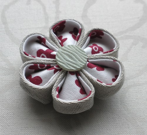 Kanzashi kvítek — foto 2