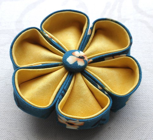 Kanzashi kvítek — foto 2