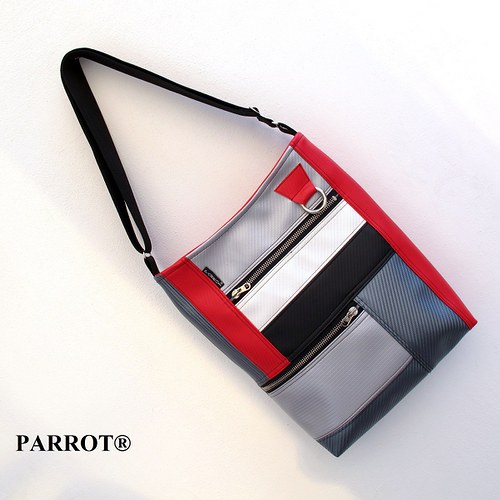 Aktovka Red Matrix Future Bag I. - Parrot® — foto 4