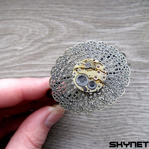 Steampunk náramek — foto 3