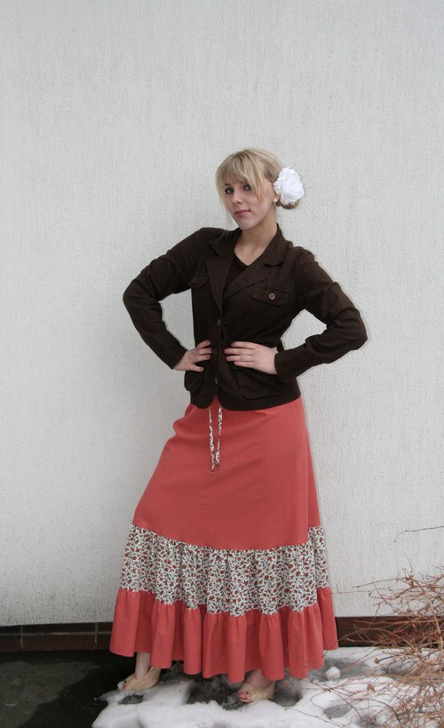 Lněná terakotová sukně — foto 4
