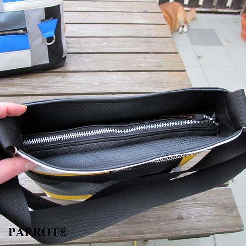 Kabelka Blue Matrix Future Bag - Parrot® — foto 6