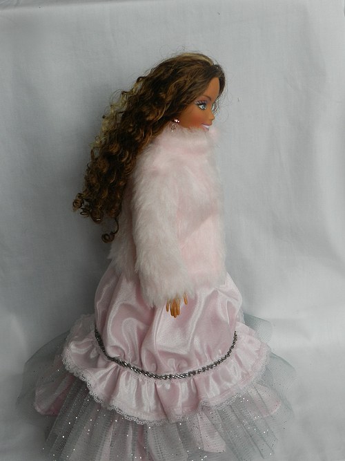 Kožíšek pro Barbie — foto 5