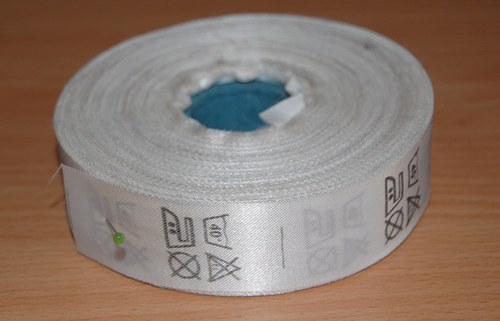 Etiketa se symboly - po kusech — foto 2