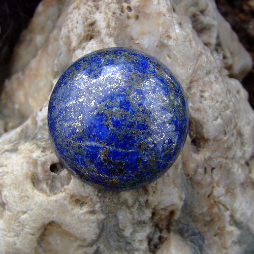 Lapis lazuli kabošon exkluzive č.33 — foto 2