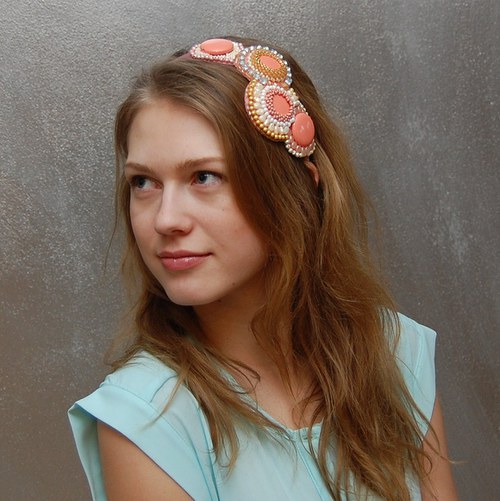 Ráno u cukrárny ... čelenka — foto 2