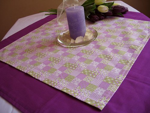 Fialový patchwork- souprava dvou ubrusů — foto 2