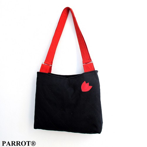 Another Brick In The Wall 2 - Parrot® — foto 4
