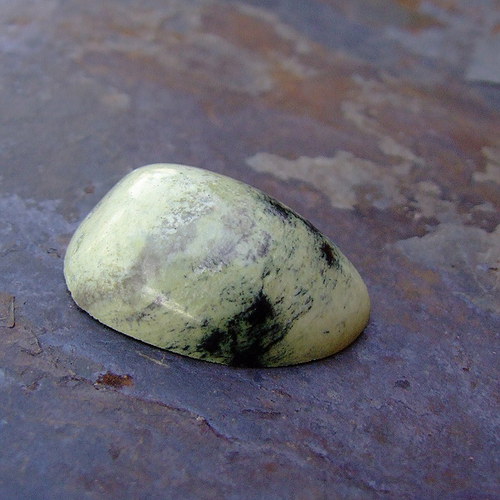 Serpentyn chytha, kabošon č.51 — foto 3