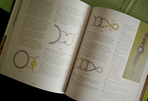 Kniha: Beading with Cabochons — foto 5