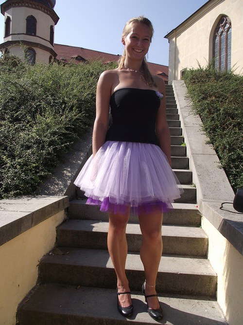 Světle fialová tylová sukně — foto 6