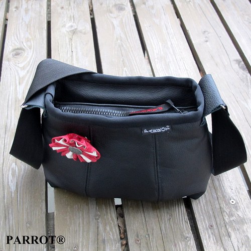 Kožená Simply Little Black - Parrot® — foto 5
