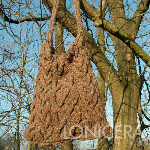 Hnědá svetrová — foto 2