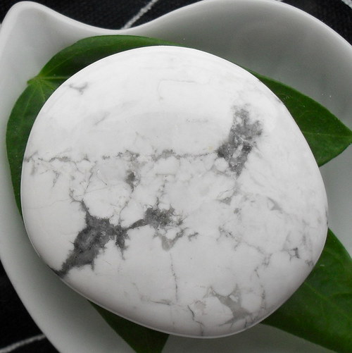 Howlit bílý 29x35x8mm — foto 2