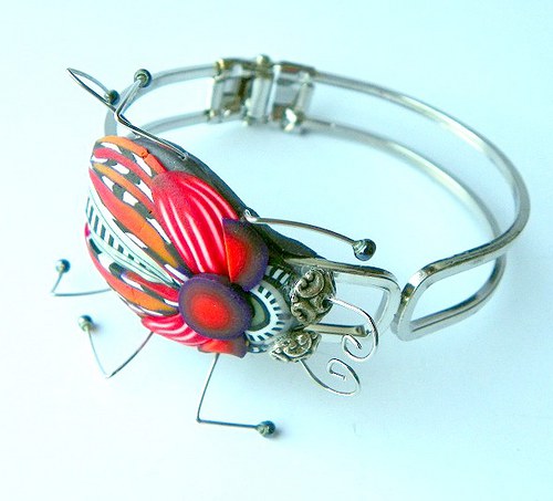 Náramek hmyzák rudý — foto 2