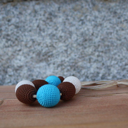 Háčkovaný náhrdelník — foto 2