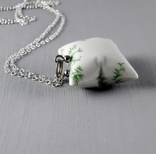"Škapulířek porcelánový" — foto 2