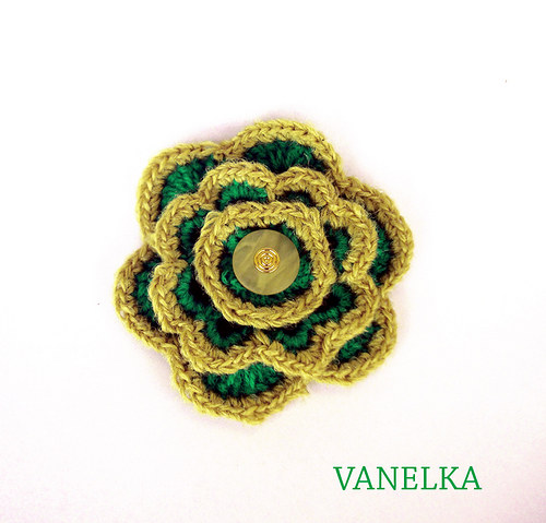 Green flower - háčkovaná brož — foto 4