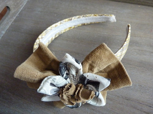 Béžová čelenka — foto 3