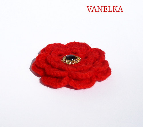 Red flower - háčkovaná brož — foto 2