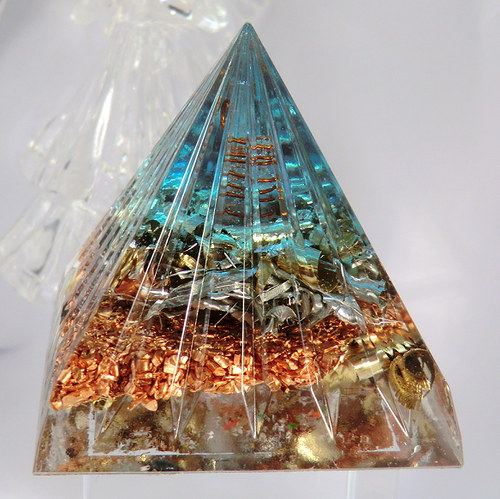 Orgonit*Velká pyramida/Broušená - na objednávku 2 — foto 3
