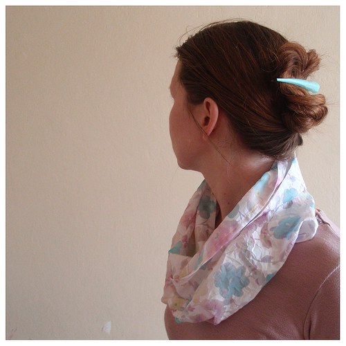 Lehounký letní nákrčník - pastel — foto 3